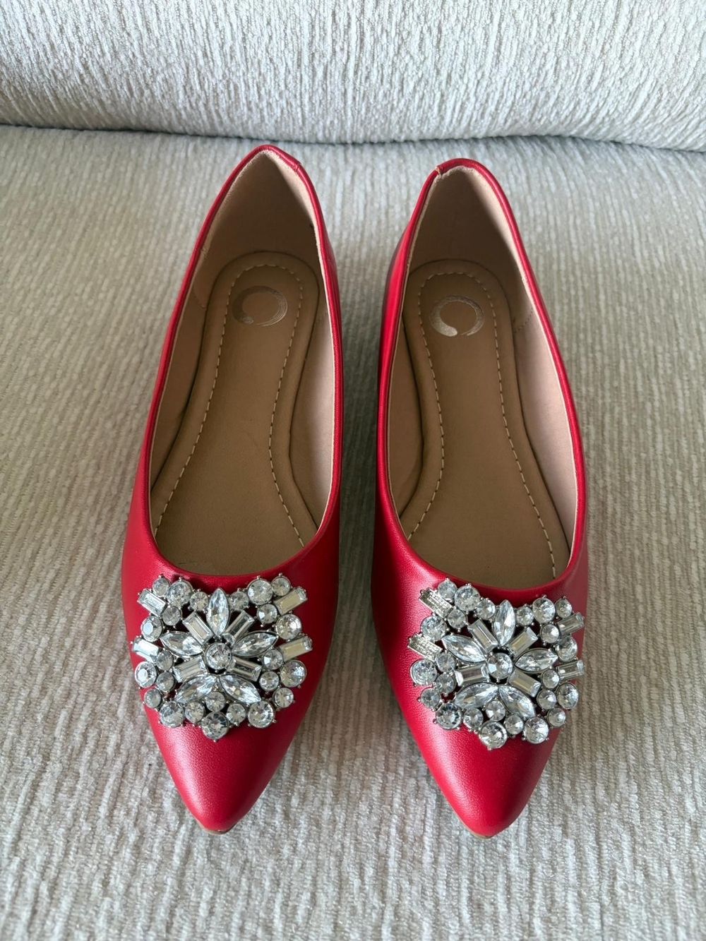 Journeee Collection Renzo Flats